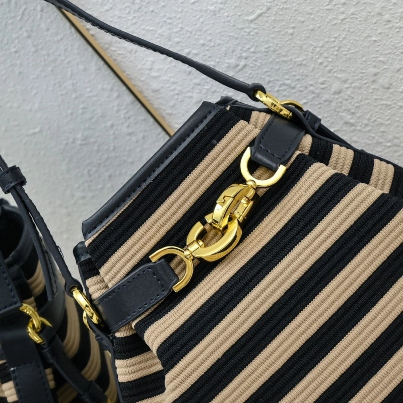Classic Dxxr Top Handle Bags 62450