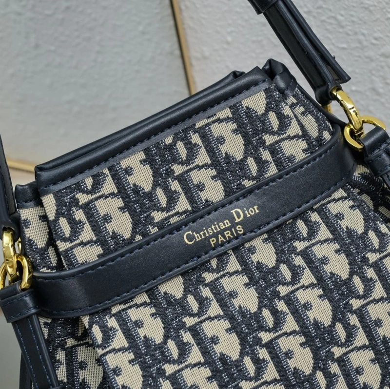 ModernLook Dxxr Top Handle Bags 62431