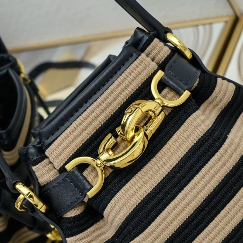 Dxxr Top Handle Bags Bright 62400