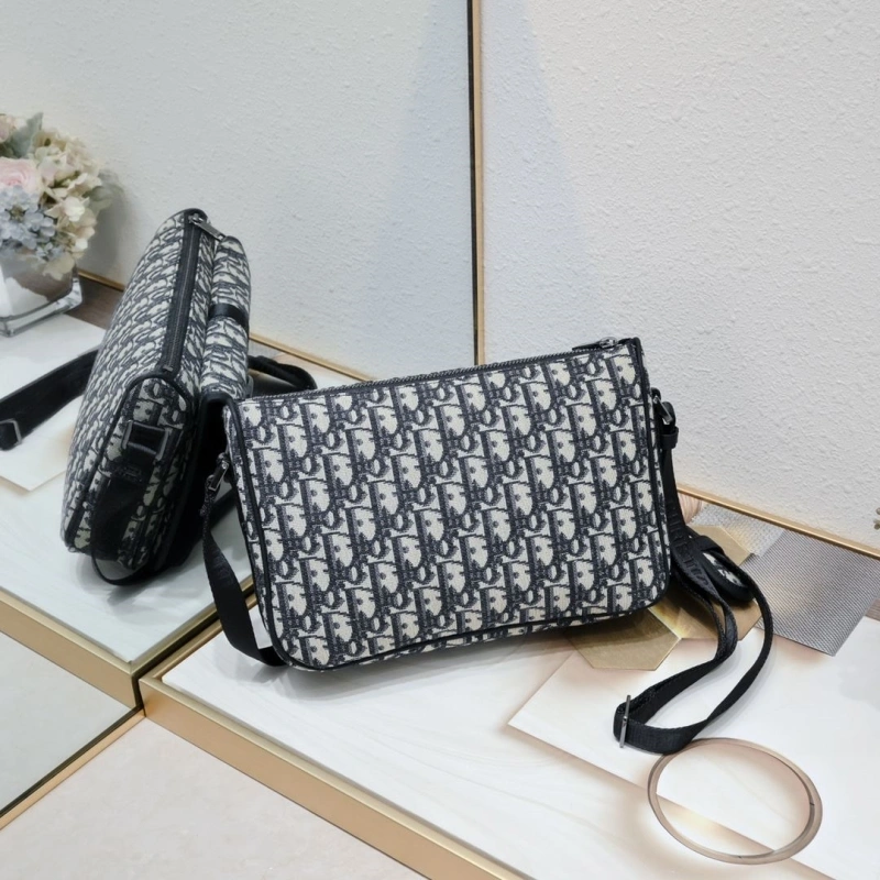 WellDesigned Dxxr Satchel bags 62622