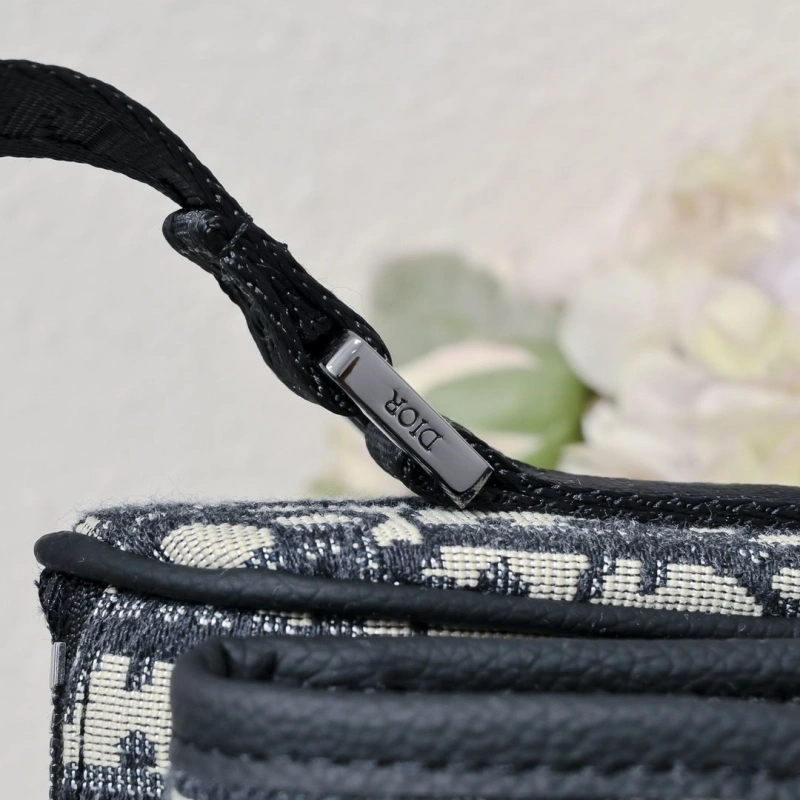 WellDesigned Dxxr Satchel bags 62622