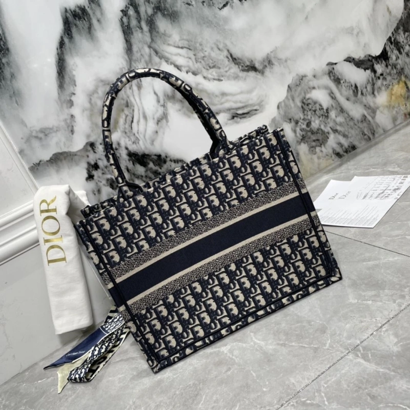 StreetReady Dxxr Shopping Bags 62493