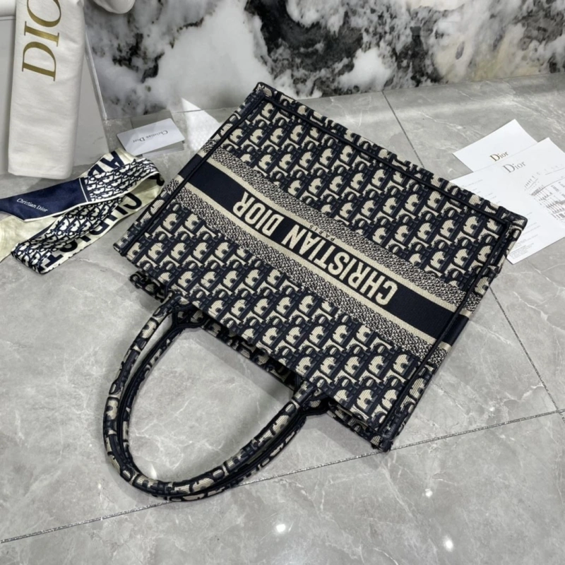 StreetReady Dxxr Shopping Bags 62493