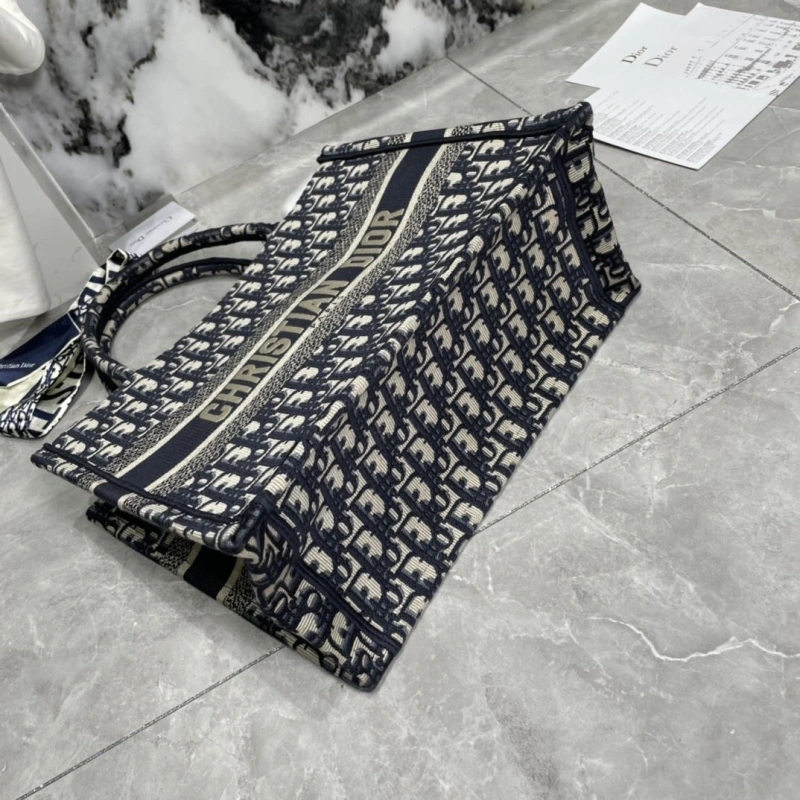 StreetReady Dxxr Shopping Bags 62493