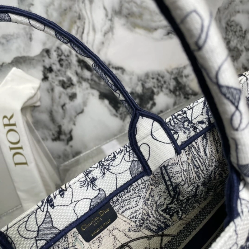 Breathable Dxxr Shopping Bags 62489