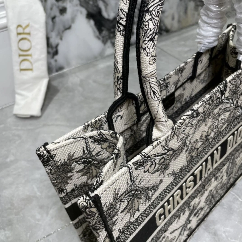 Breathable Dxxr Shopping Bags 62454