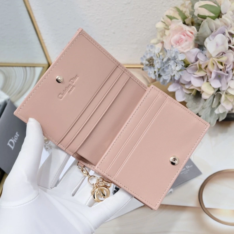 Comfortable Dxxr Wallet 62386