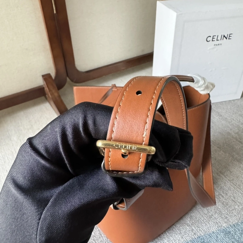 Bold Cxlxne Bucket Bags 83678