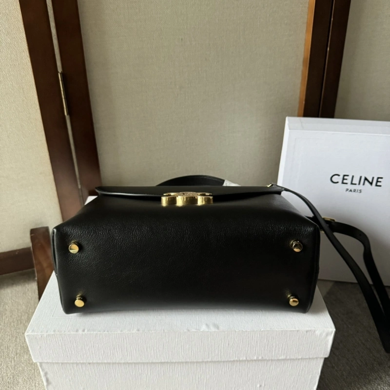 WellDesigned Cxlxne Top Handle Bags 83564
