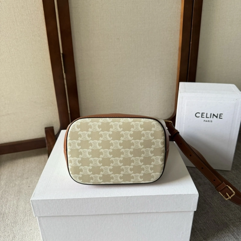 Soft Cxlxne Bucket Bags 83665