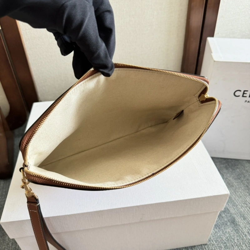 ModernLook Cxlxne Clutch 83667