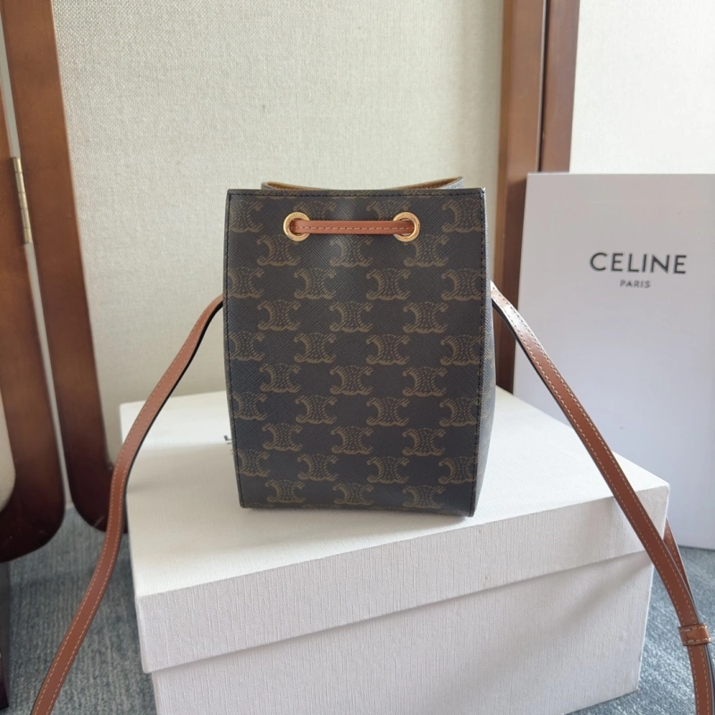 Functional Cxlxne Bucket Bags 83670