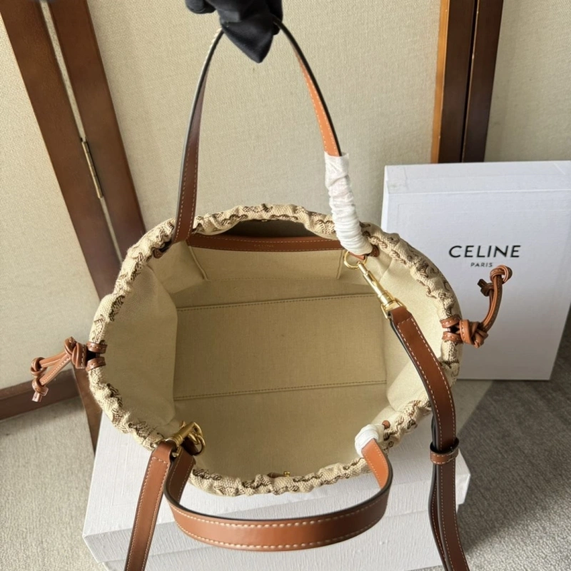 Resilient Cxlxne Shoulder Bags 80825