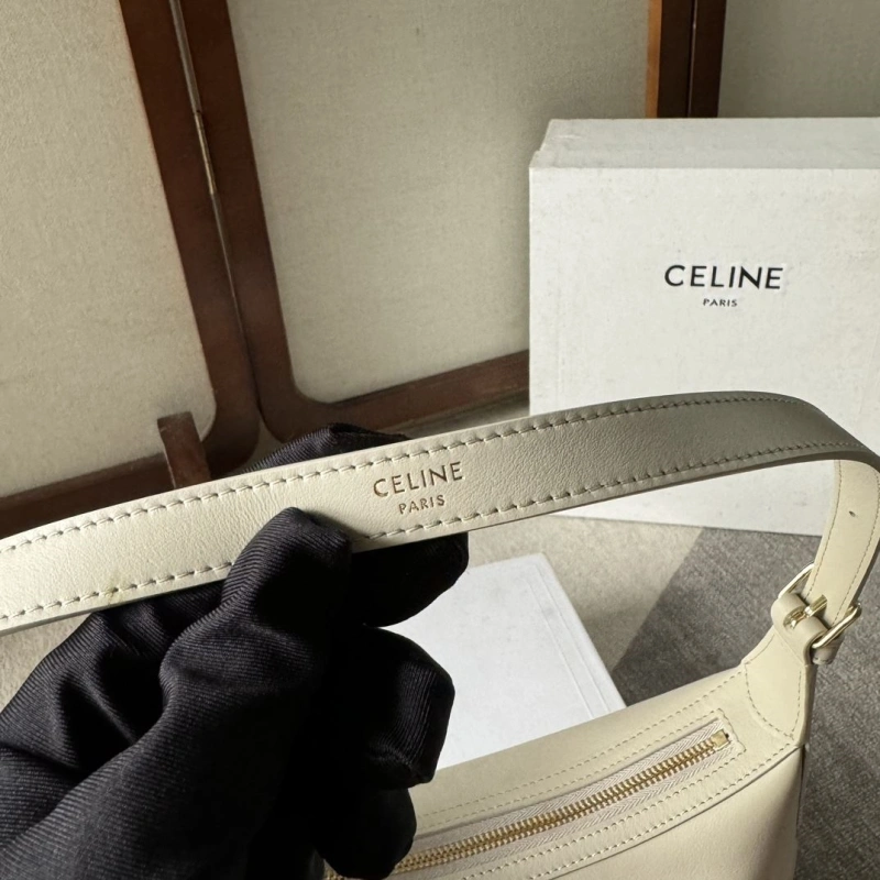 Resilient Cxlxne Top Handle Bags 80760