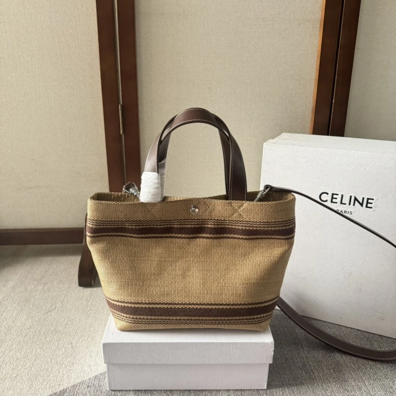 Fashionable Cxlxne Shoulder Bags 80864