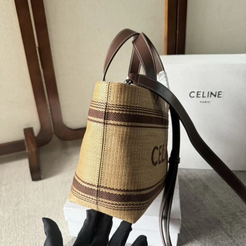 Fashionable Cxlxne Shoulder Bags 80864
