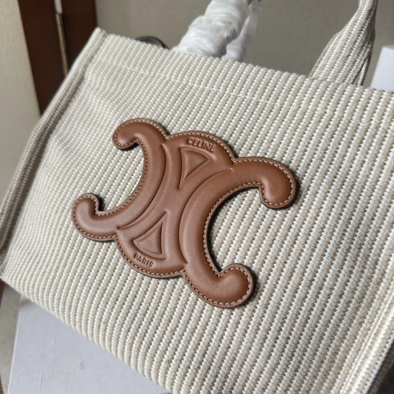 Timeless Cxlxne Shoulder Bags 80818