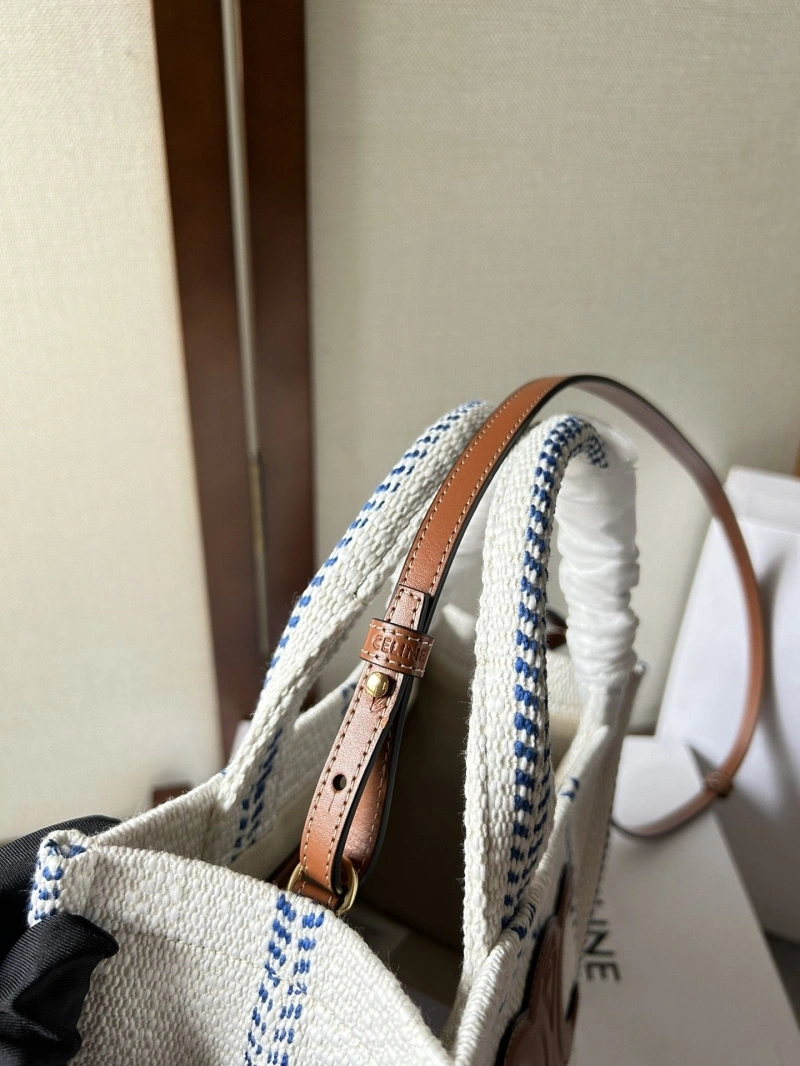 Affordable Cxlxne Shoulder Bags 80801