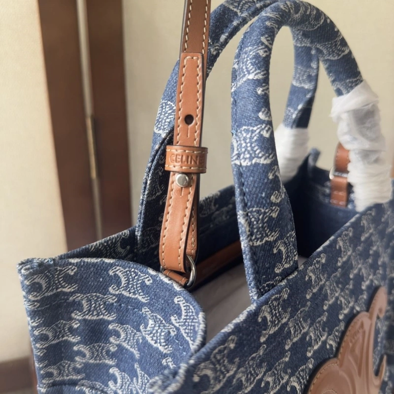 Practical Cxlxne Shoulder Bags 80805