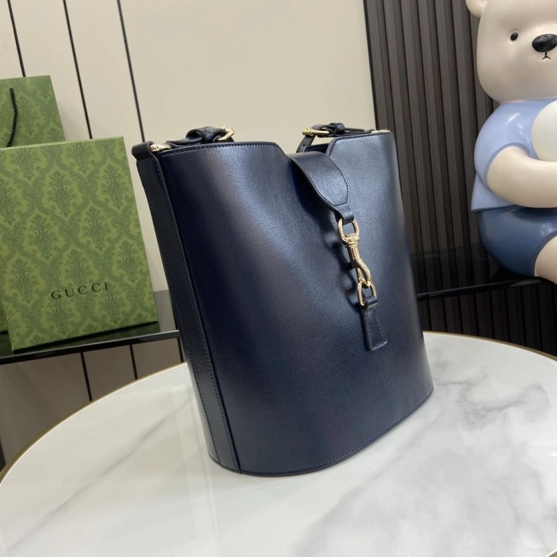Gxccx Bucket Bags Classic 47715