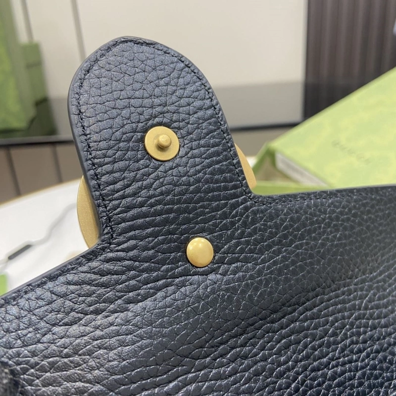 Stylish Gxccx Wallets & Purse 47069