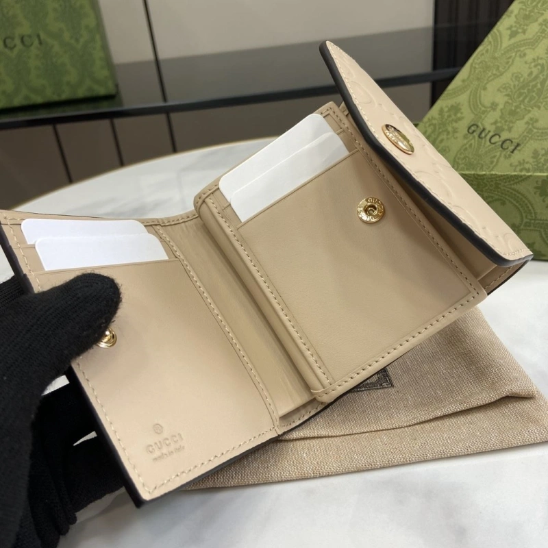Comfortable Gxccx Wallets & Purse 47040