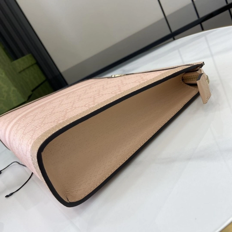 Refined Gxccx Clutch Bags 47656