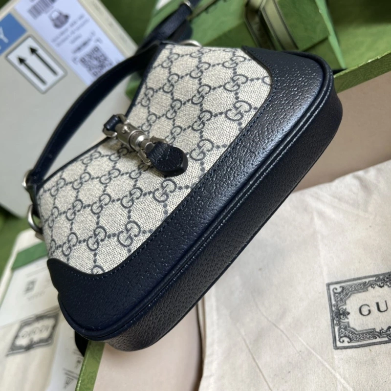 Comfortable Gxccx Top Handle Bags 47210