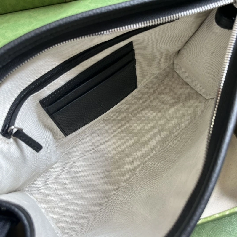 Resilient Gxccx Clutch Bags 47642