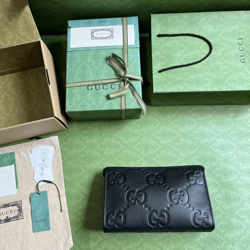 Resilient Gxccx Clutch Bags 47642