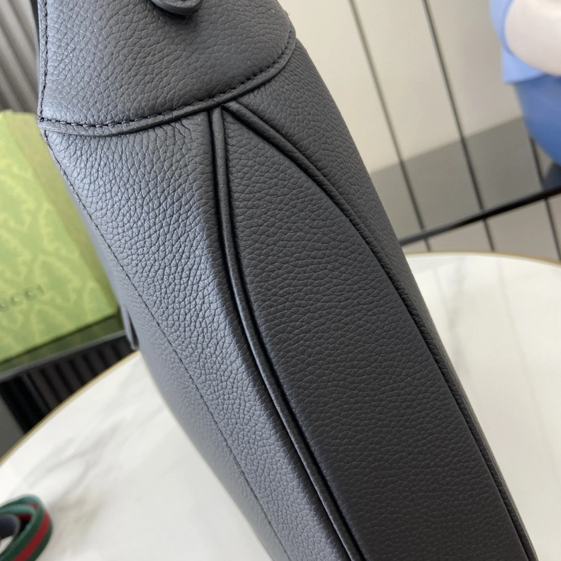 Comfortable Gxccx Top Handle Bags 45451