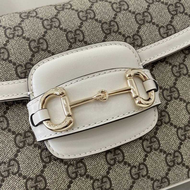 Versatile Gxccx Clutch Bags 45531
