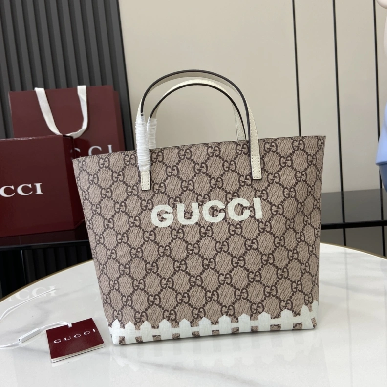 Minimalist Gxccx Shopping Bags 45455