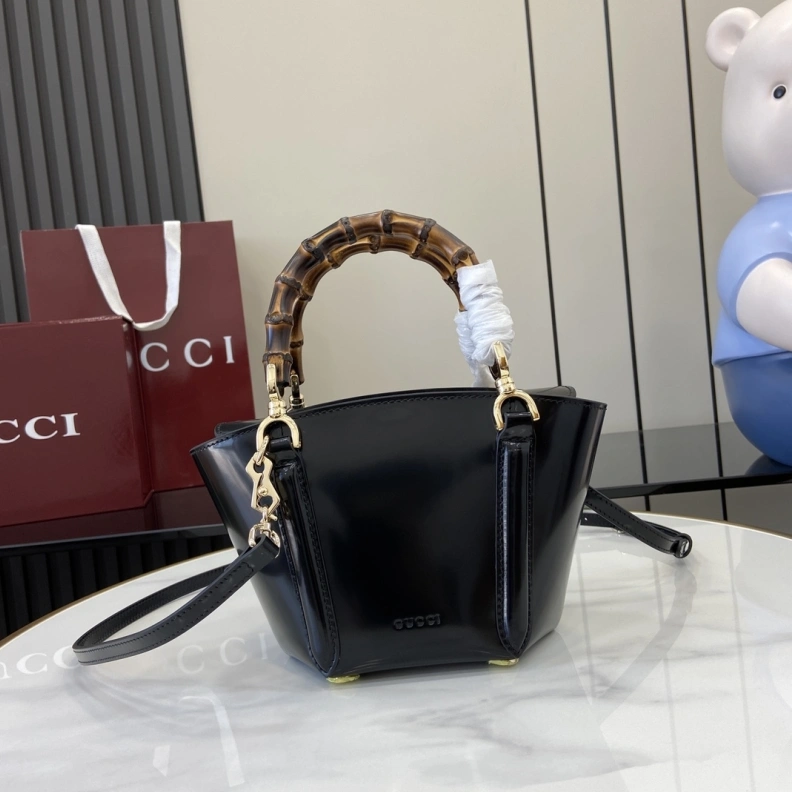 Resilient Gxccx Top Handle Bags 45435