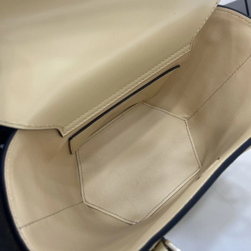 Gxccx Top Handle Bags Sophisticated 39200