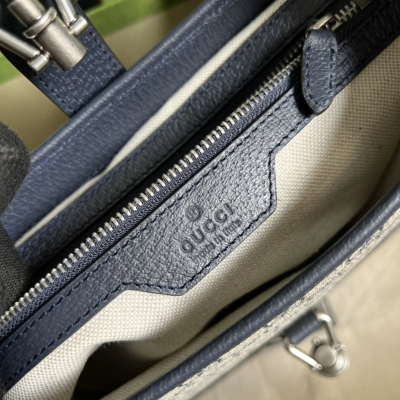 Resilient Gxccx Top Handle Bags 39281
