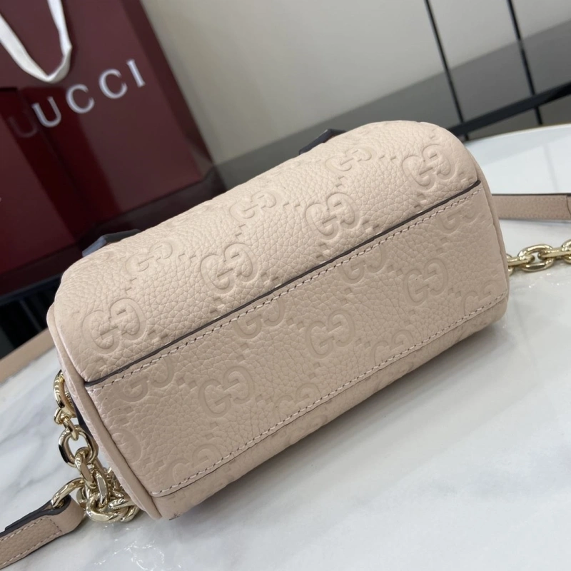 Versatile Gxccx Speedy Bags 39204