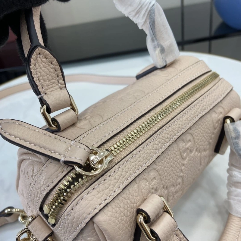 Versatile Gxccx Speedy Bags 39204