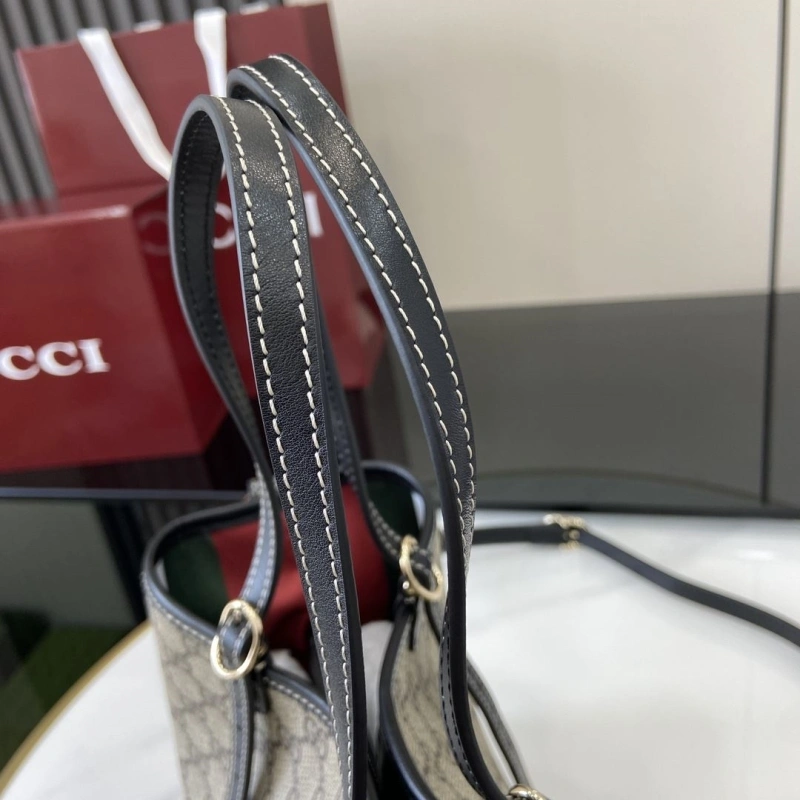 Bold Gxccx Shopping Bags 39256