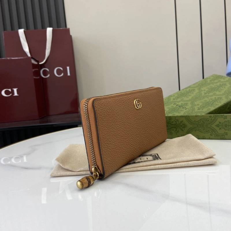 Elegant Gxccx Wallets & Purse 38958