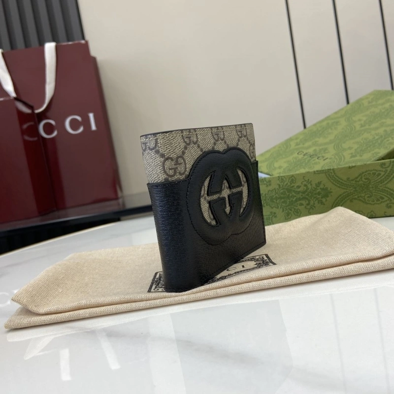 Versatile Gxccx Wallets & Purse 38914