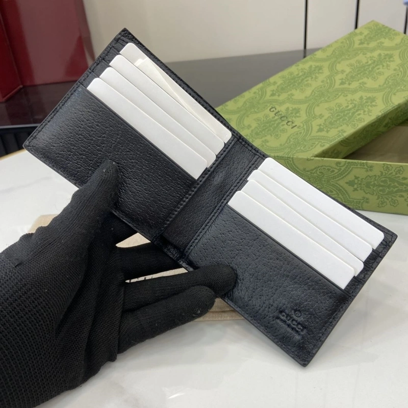 Versatile Gxccx Wallets & Purse 38914