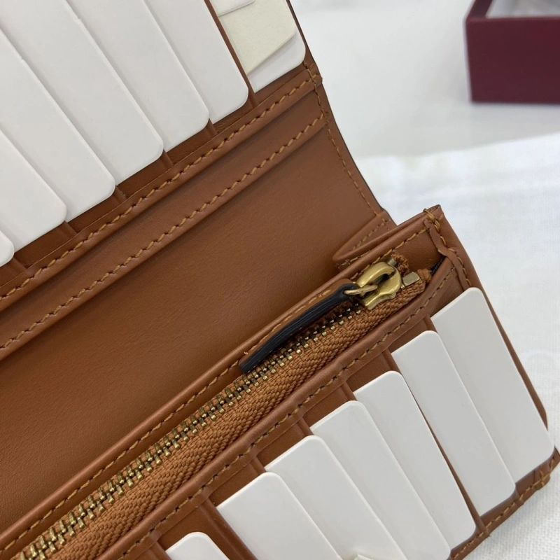 Functional Gxccx Wallets & Purse 38907