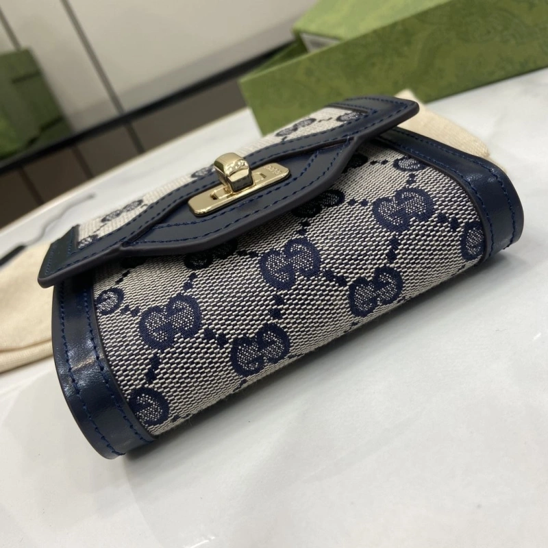 Fashionable Gxccx Wallets & Purse 38902