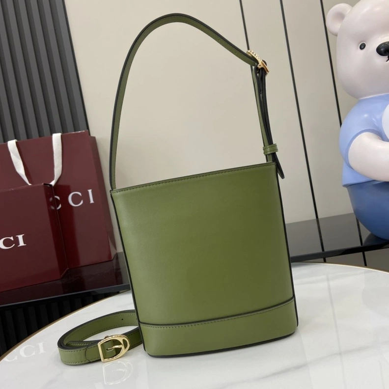 Gxccx Bucket Bags ModernLook 38747