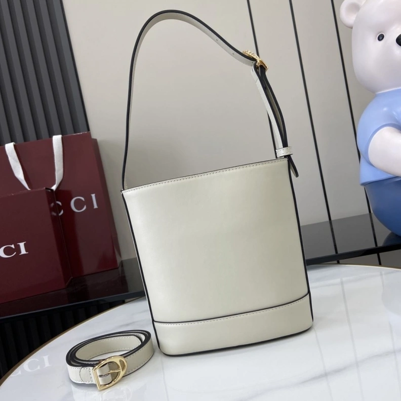 Stylish Gxccx Bucket Bags 38721