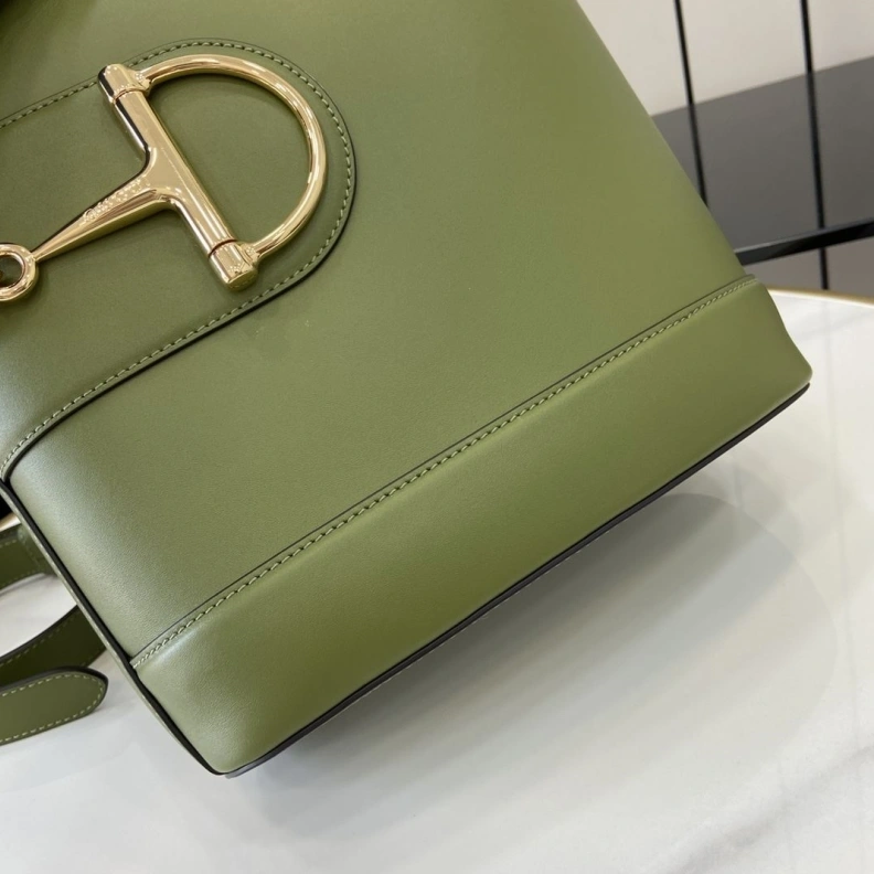 Gxccx Bucket Bags Sophisticated 38716