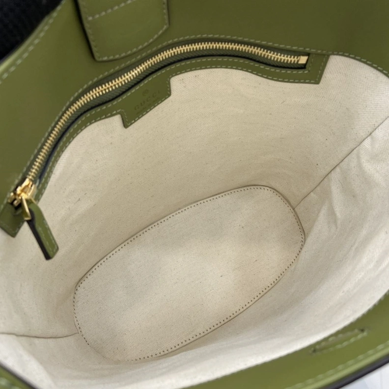 Gxccx Bucket Bags Sophisticated 38716
