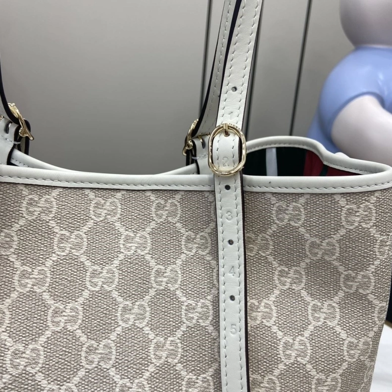 Gxccx Shopping Bags Bold 38575