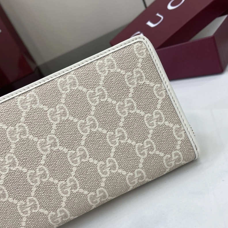 Comfortable Gxccx Wallets & Purse 38435